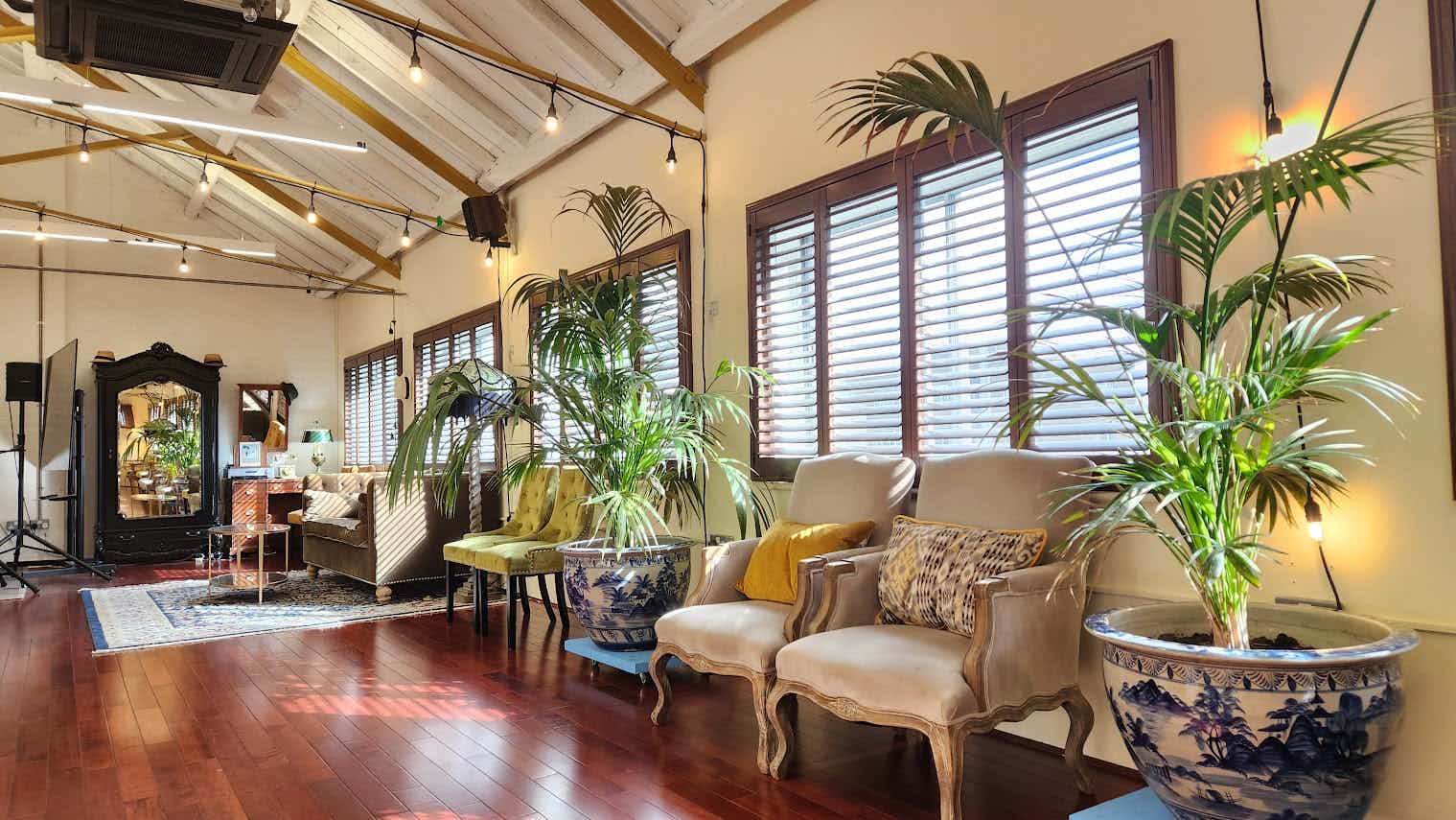 Lumiere London Underwood